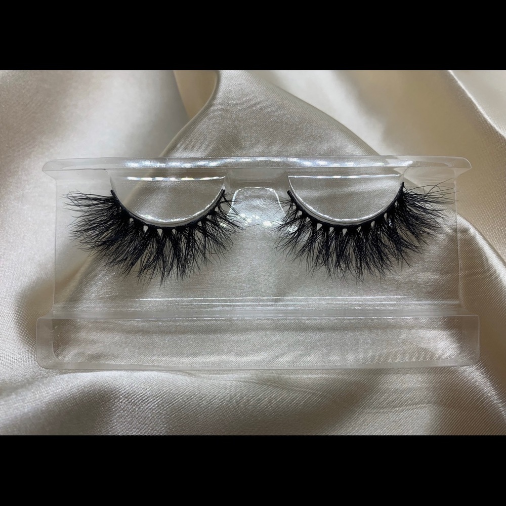 False lashes